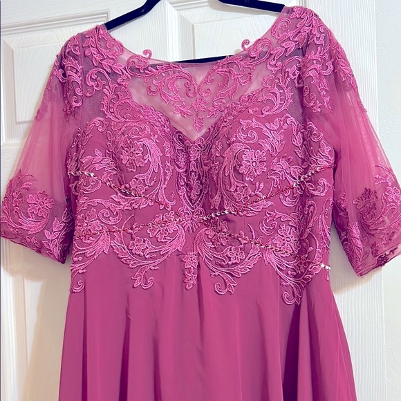 Mother of the bride High-Low Dress Rich Mauve 
New Without Tags—Never Worn - Picture 3 of 11
